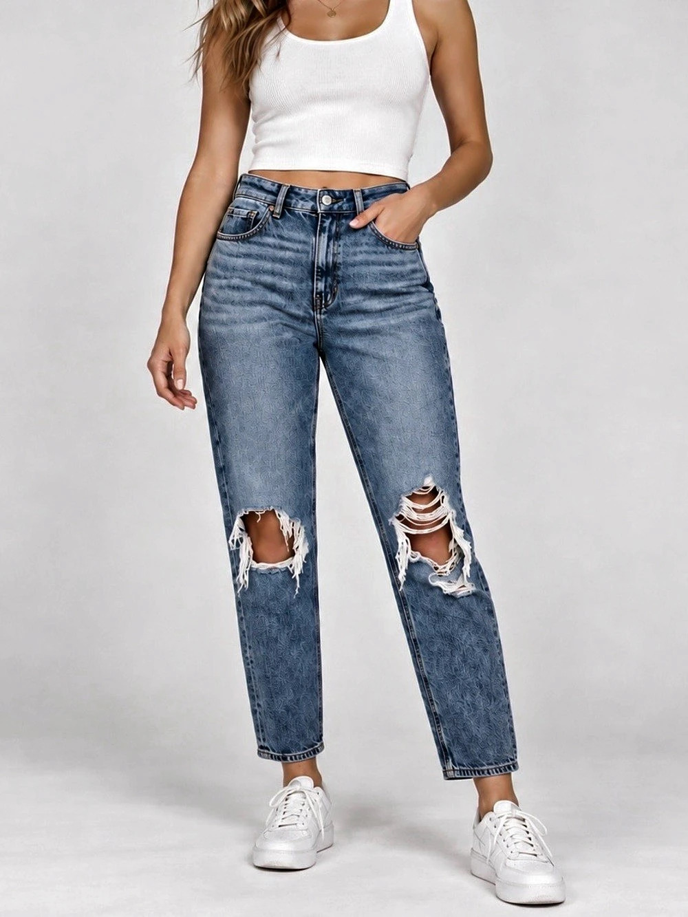 American Eagle 8 Long Mom Jeans High Rise Strigid Distressed Women’s 2025